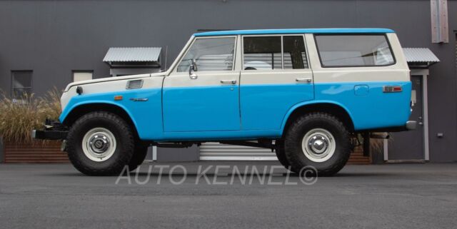 Toyota Land Cruiser 1974 image number 17