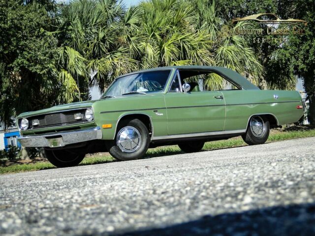 Plymouth Scamp 1972 image number 0