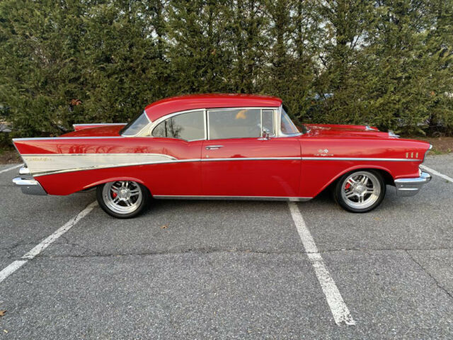 Chevrolet Bel Air/150/210 1957 image number 27