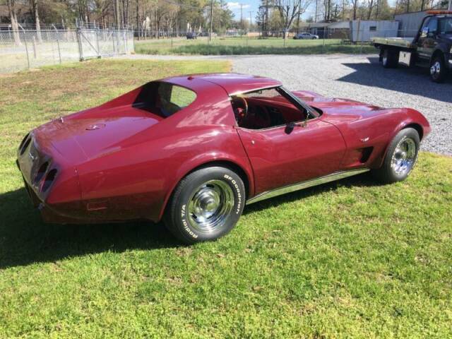 Chevrolet Corvette 1977 image number 40