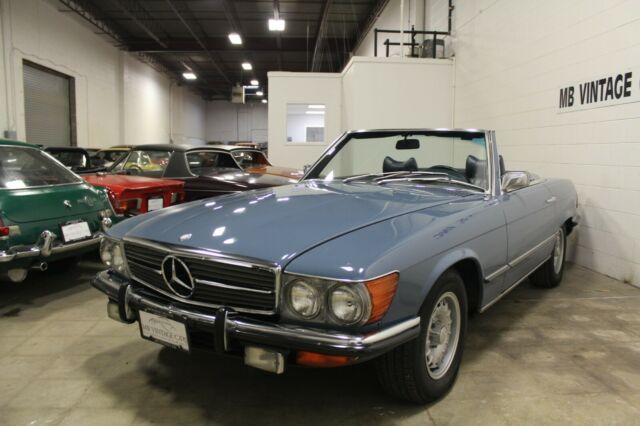 Mercedes-Benz SL-Class 1972 image number 0