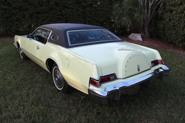 Lincoln Continental 1974 image number 2