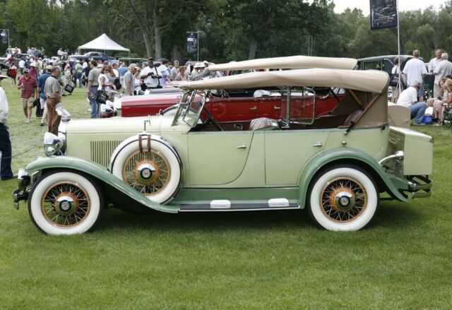 Hupmobile CENTURY EIGHT 1931 image number 2