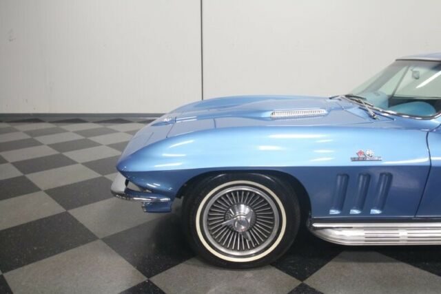 Chevrolet Corvette 1965 image number 12