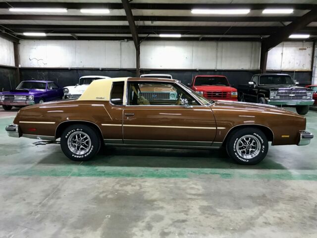 Oldsmobile Cutlass 1978 image number 29