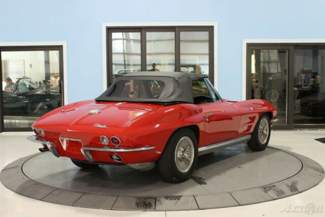 Chevrolet Corvette 1964 image number 28