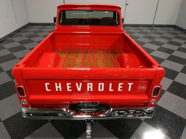 Chevrolet C-10 1965 image number 14