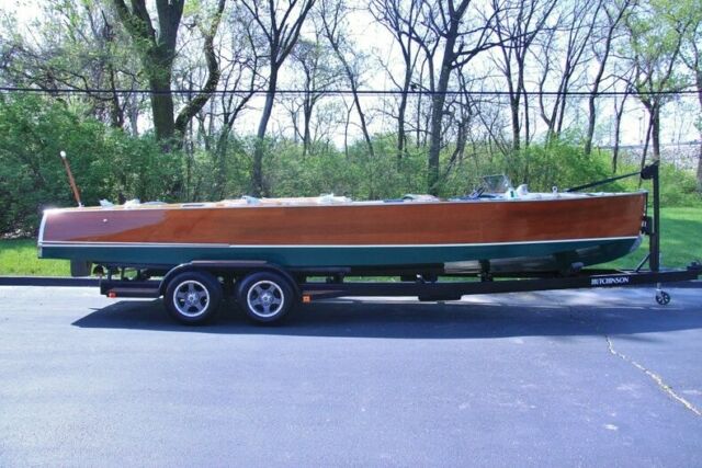 Hutchinson 28' Triple Cockpit Gentleman's Runabout 1934 image number 14