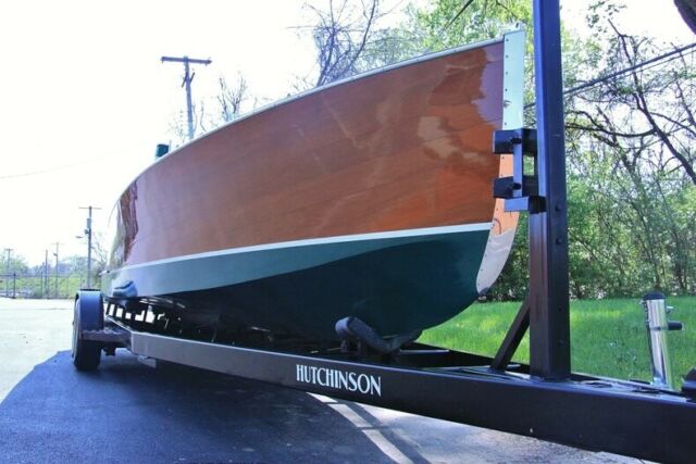 Hutchinson 28' Triple Cockpit Gentleman's Runabout 1934 image number 19