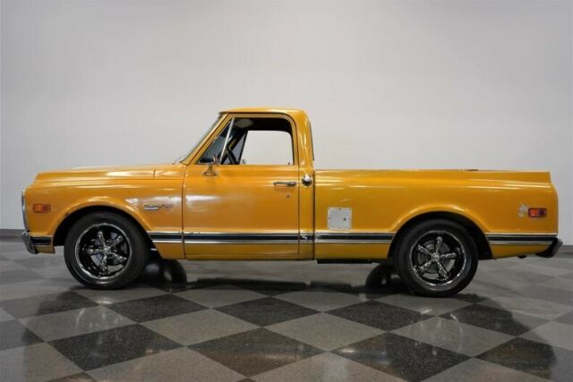 Chevrolet C-10 1971 image number 2