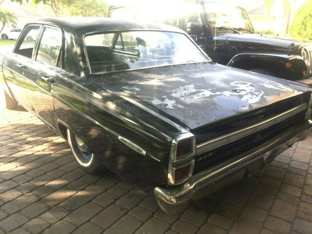 Ford Fairlane 1967 image number 3