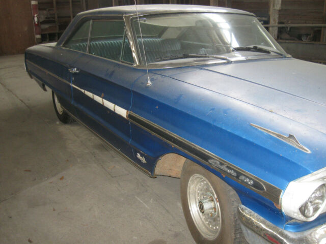 Ford Galaxie 1963 image number 3