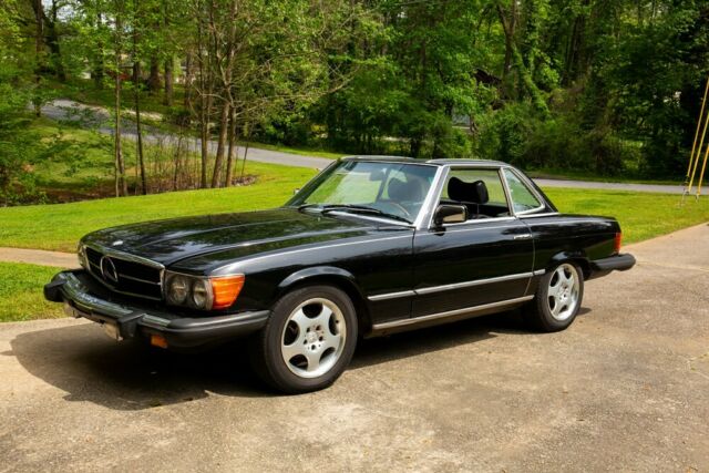 Mercedes-Benz SL-Class 1977 image number 7