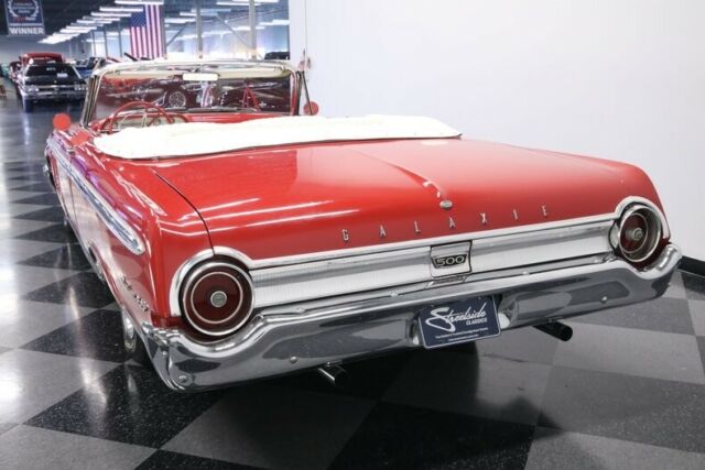 Ford Galaxie 1962 image number 10