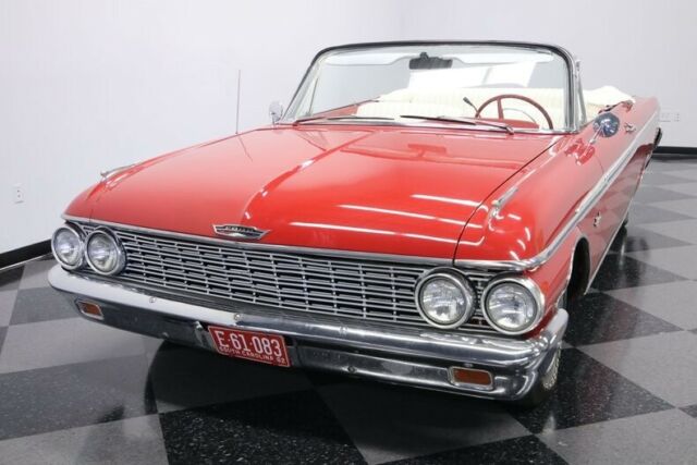 Ford Galaxie 1962 image number 20