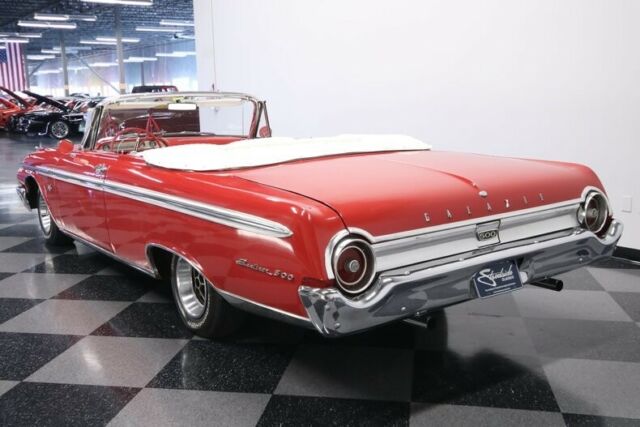 Ford Galaxie 1962 image number 9