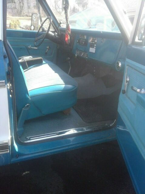 Chevrolet C/K Pickup 1500 1972 image number 22