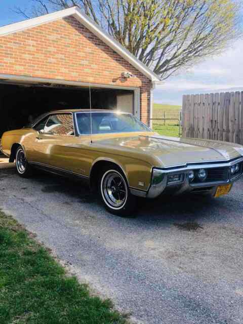 Buick Riviera 1969 image number 0