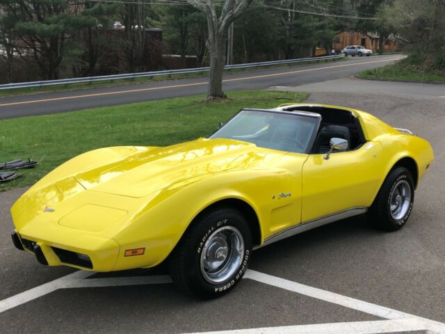 Chevrolet Corvette 1977 image number 21