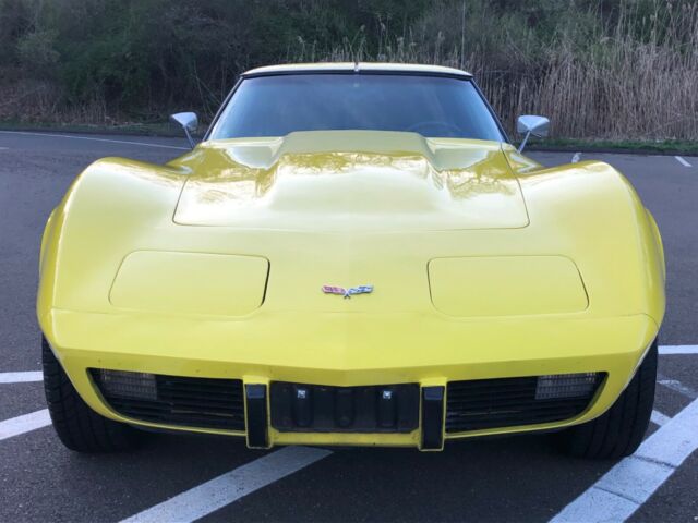 Chevrolet Corvette 1977 image number 4