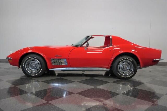 Chevrolet Corvette 1971 image number 2