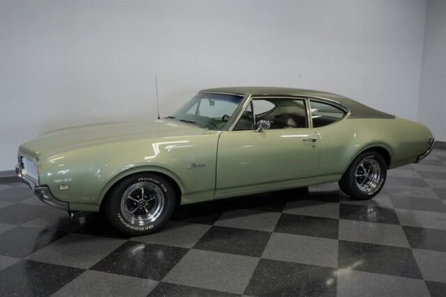 Oldsmobile Cutlass 1969 image number 30