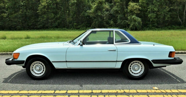 Mercedes-Benz SL-Class 1979 image number 10