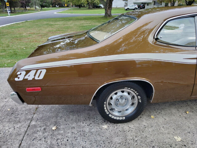 Plymouth Duster 1973 image number 19