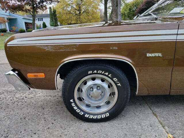 Plymouth Duster 1973 image number 21