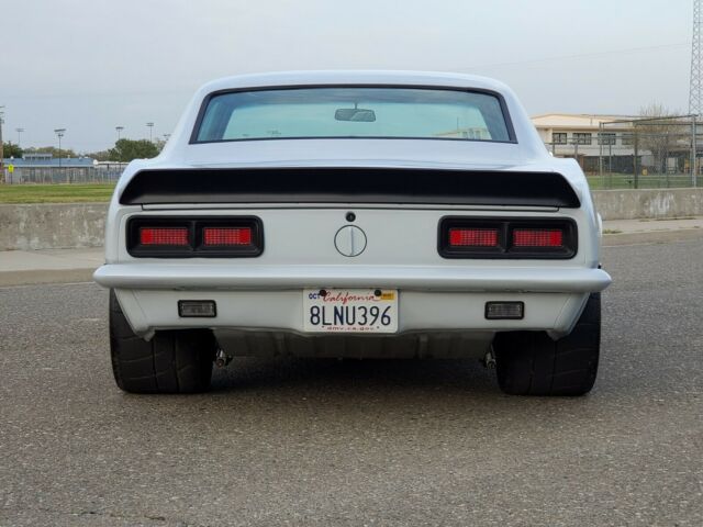 Chevrolet Camaro 1968 image number 11