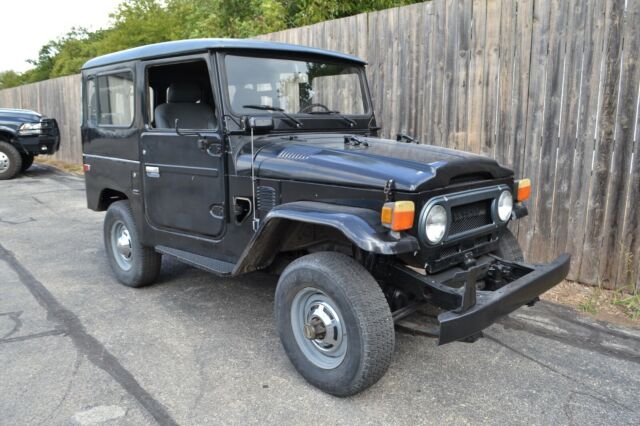 Toyota FJ Cruiser 1978 image number 11