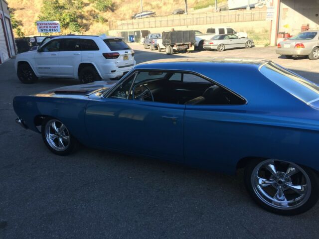 Plymouth Road Runner 1968 image number 29