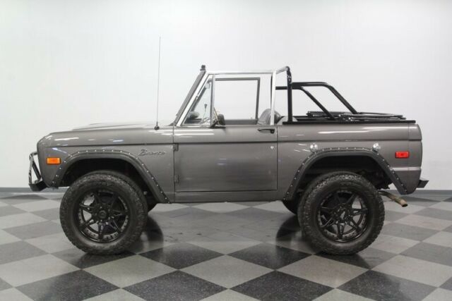 Ford Bronco 1973 image number 2