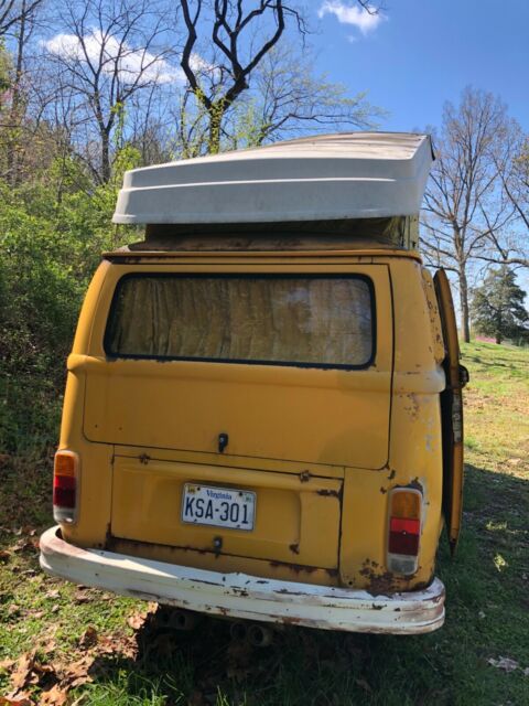 Volkswagen Bus/Vanagon 1977 image number 7