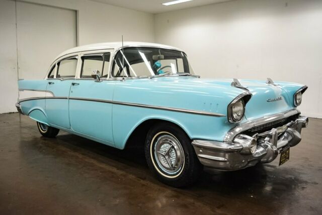 Chevrolet Bel Air/150/210 1957 image number 24