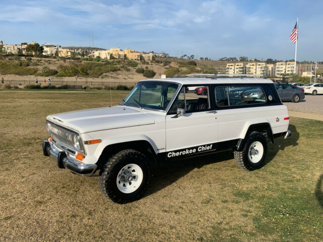 Jeep Cherokee 1978 image number 1