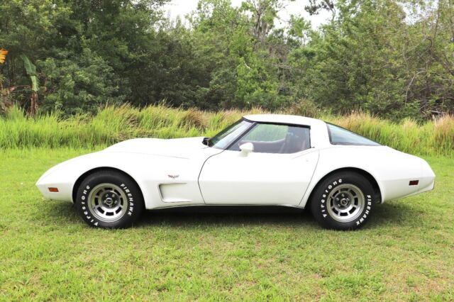 Chevrolet Corvette 1979 image number 2