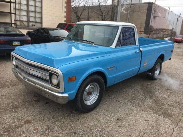 Chevrolet Chevy Pickup 1967 image number 0