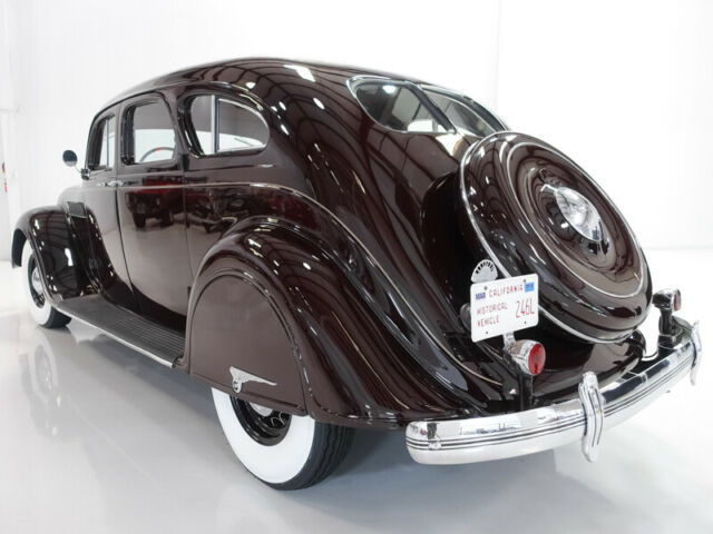 Chrysler Imperial 1935 image number 29