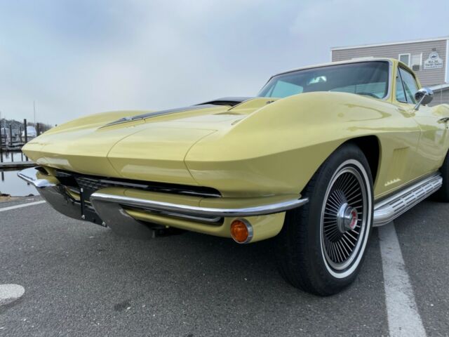 Chevrolet Corvette 1967 image number 35