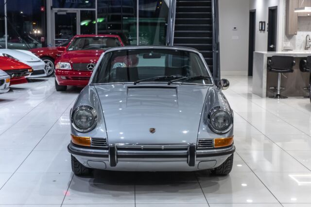 Porsche 911 1971 image number 7