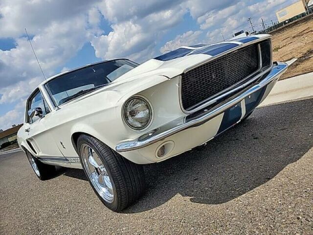 Ford Mustang 1967 image number 11