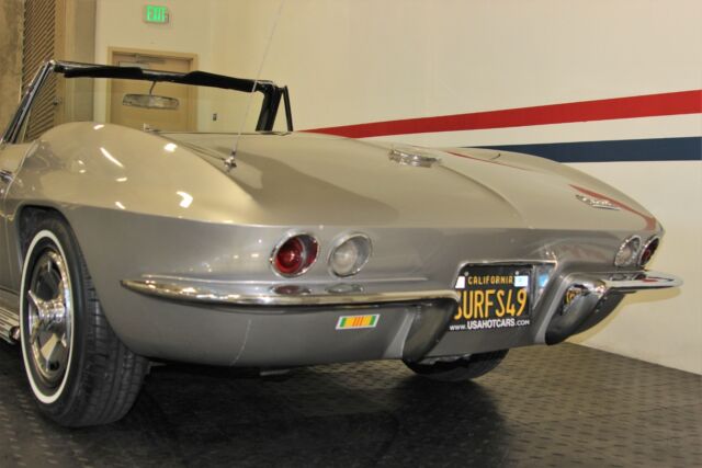 Chevrolet Corvette 1966 image number 10