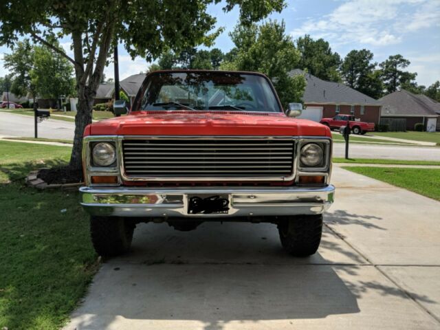 Chevrolet C/K Pickup 1500 1976 image number 13