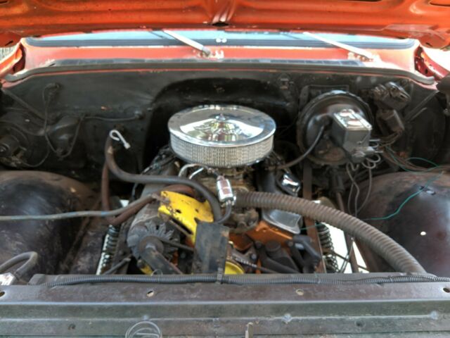 Chevrolet C/K Pickup 1500 1976 image number 20