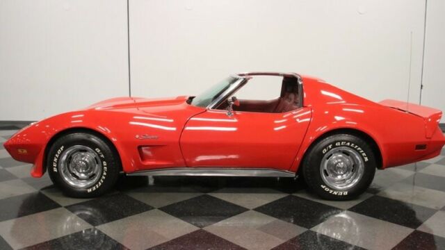 Chevrolet Corvette 1974 image number 2