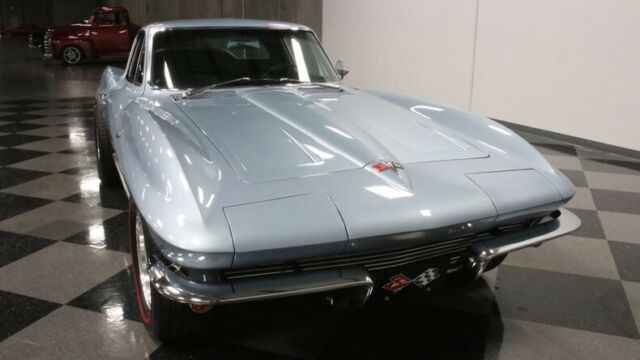 Chevrolet Corvette 1964 image number 18