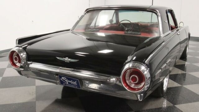 Ford Thunderbird 1962 image number 12