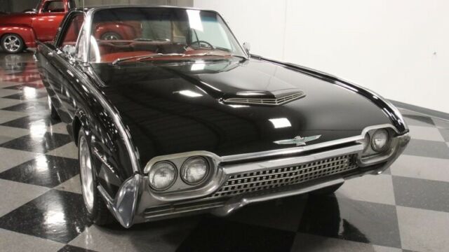 Ford Thunderbird 1962 image number 18