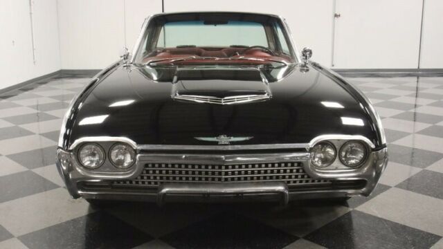 Ford Thunderbird 1962 image number 19